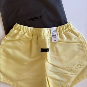 Essentials Fear of God Yellow Shorts